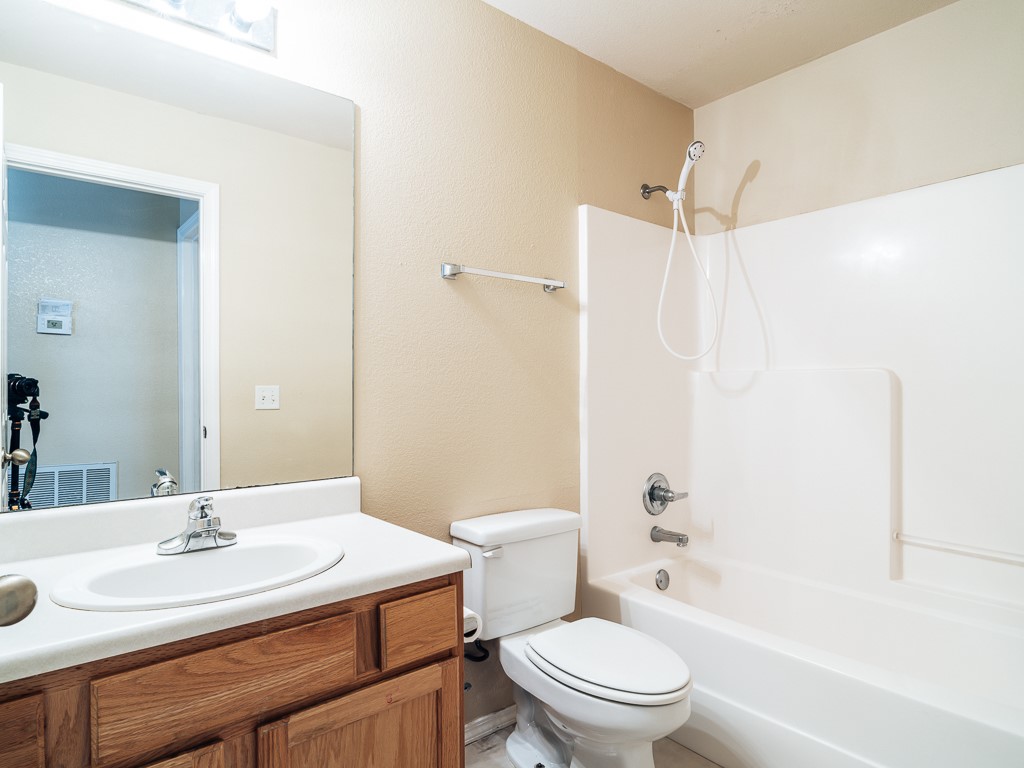 Springs Sub, The Bentonville - Residential Lease