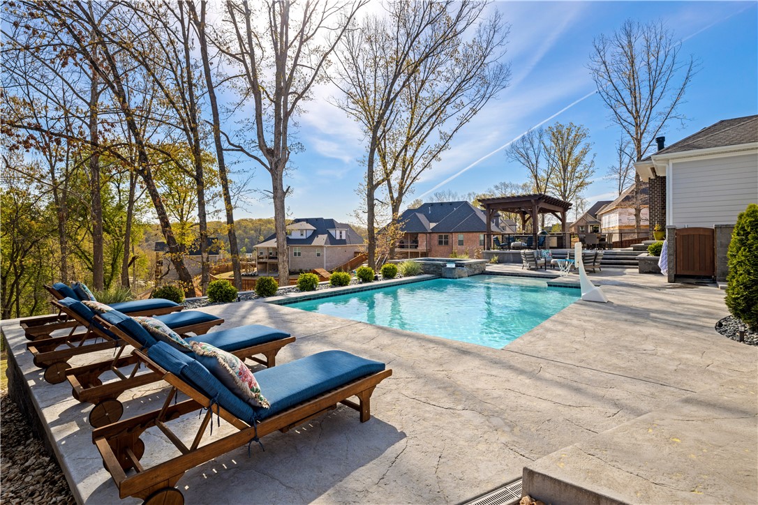 Angel Falls North Bentonville - Residential