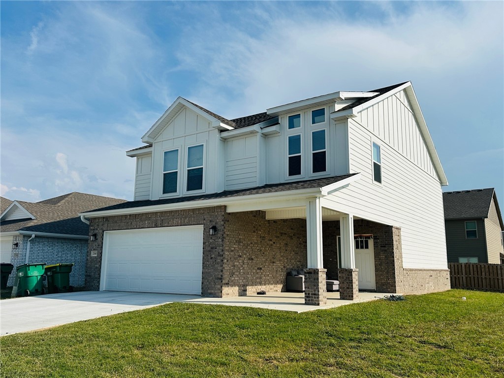4 bedroom, 2.5 bath home in newly built subdivision. Open living/kitchen area allows for spacious room to enjoy! Well-proportioned bedrooms. Home less than 1 year old!! Flex space upstairs allows for multiple options. Check out the sky-high ceilings in the entry, drop zone coming in from the garage, and the ample storage - what’s not to love!