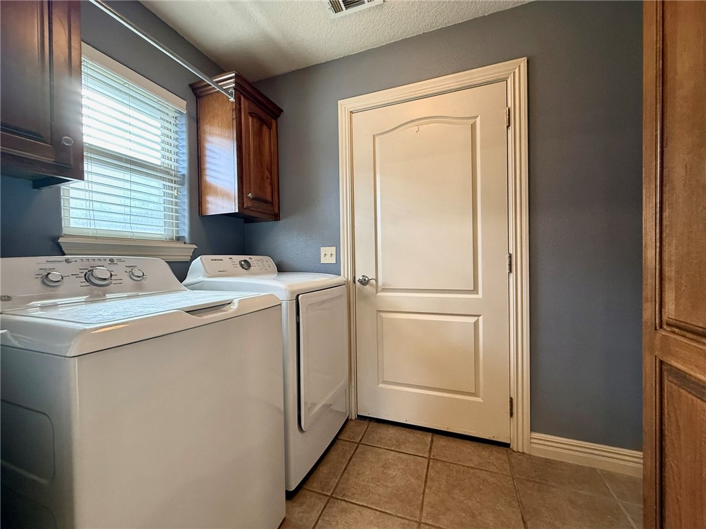 Kensington Hills Centerton - Residential Lease