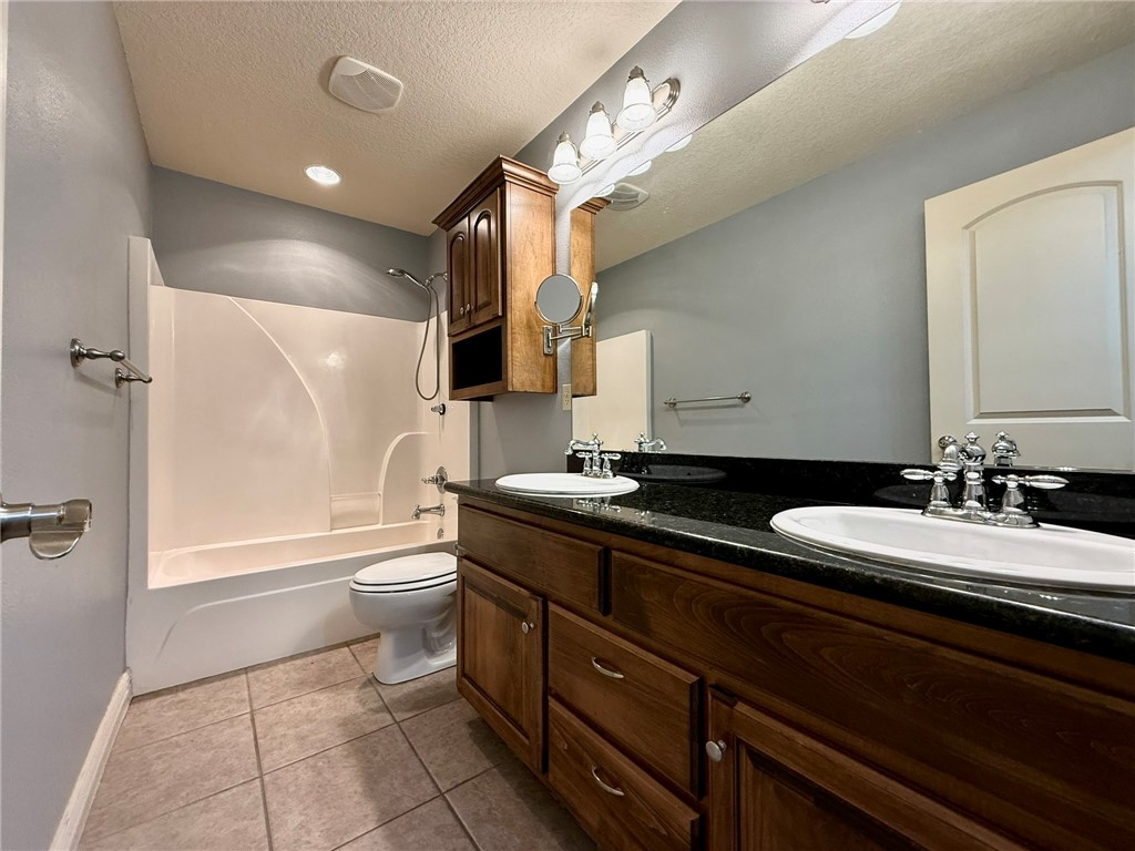 Kensington Hills Centerton - Residential Lease