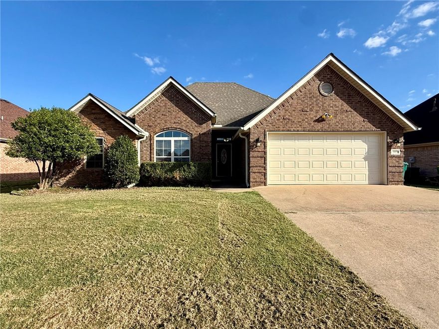 Great 4 bedroom home in Centerton. Lots of crown molding. Living room features fire fire place, high ceilings and wood flooring. Kitchen includes granite counters and stainless appliances. Washer and dryer included. Large primary bedroom with duel sinks separate shower and jetted tub with large walk in closet. Back yard has large patio area with pergola and additional storage shed.
