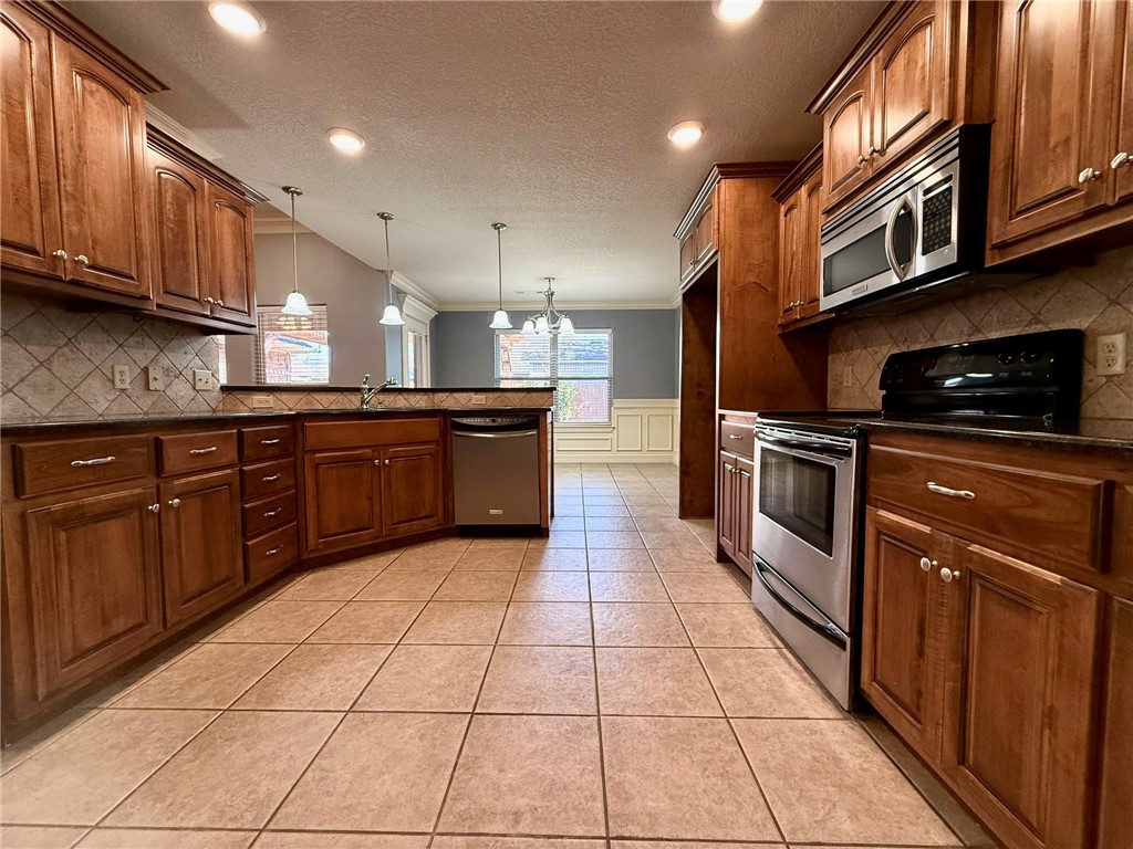 Kensington Hills Centerton - Residential Lease