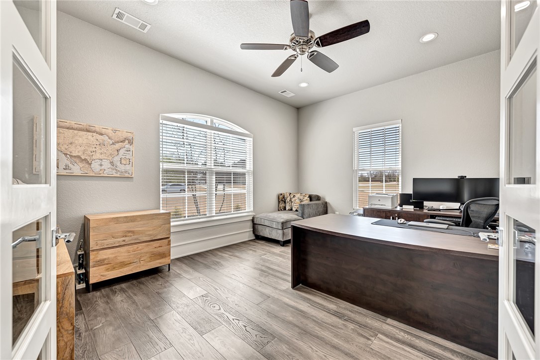 The Little Flock Meadows - Residential