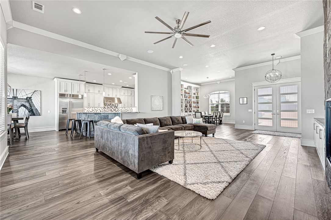 The Little Flock Meadows - Residential