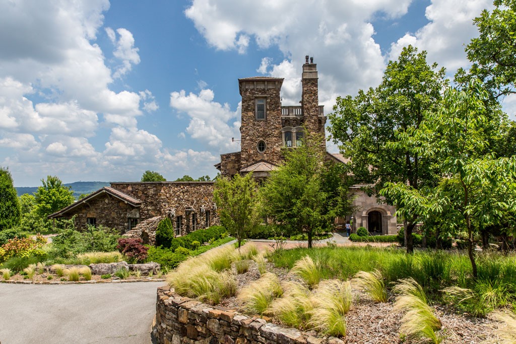 27-16-30 Fayetteville Outlots - Residential