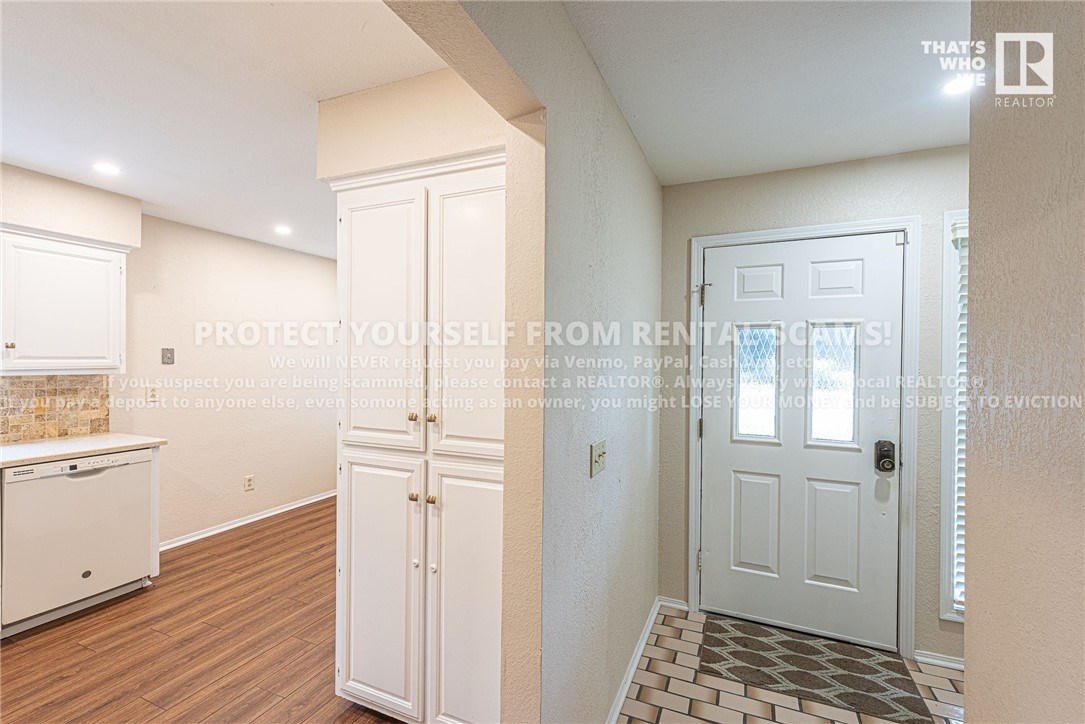 Melanie Courts Bvv - Residential Lease