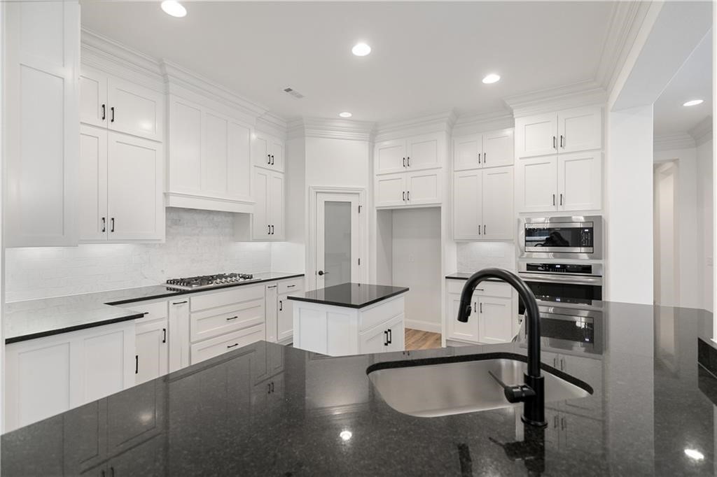 Lochmoor Club Sub Ph Ii Bentonville - Residential Lease