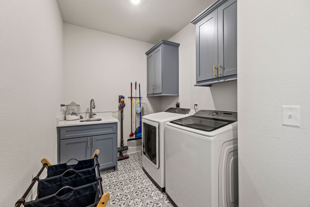 SOUTH POINTE S/D PH 4 & 5 - Residential