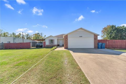Photo of 2205 S Harvey Wakefield Avenue, Pea Ridge, AR 72751 (MLS # 1326118)
