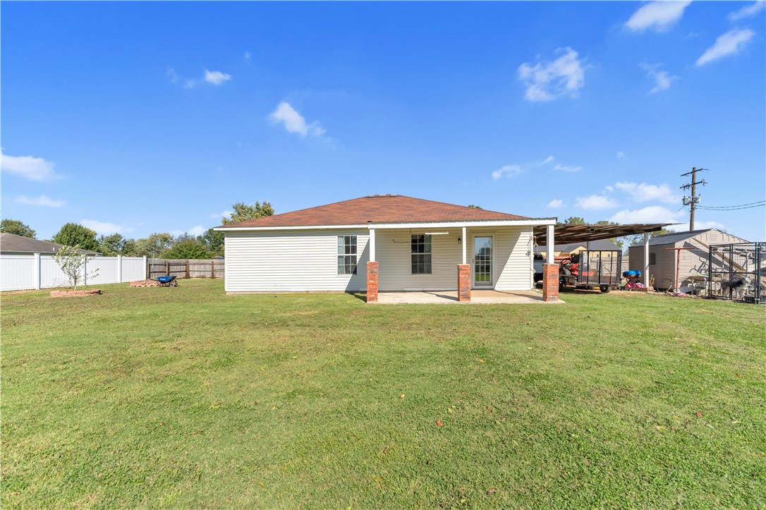 GIVENS PLACE-PEA RIDGE - Residential