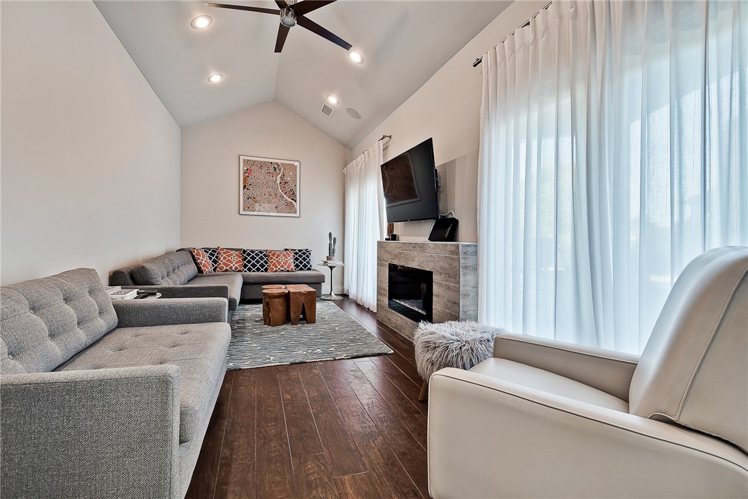 Pinnacle - Residential