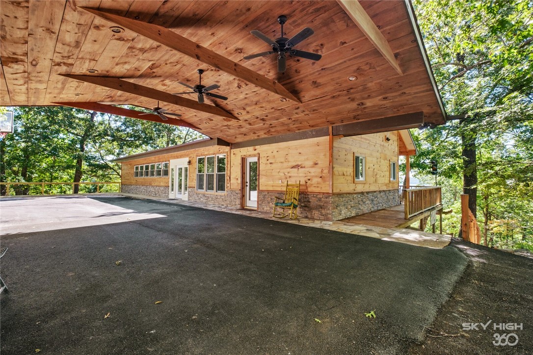 Point Mirage - Residential