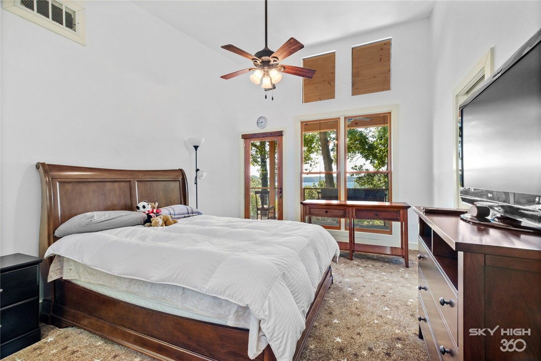 Point Mirage - Residential