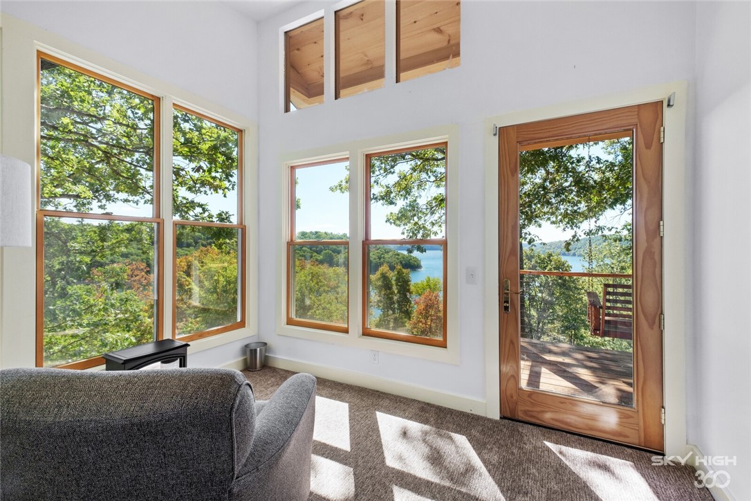 Point Mirage - Residential