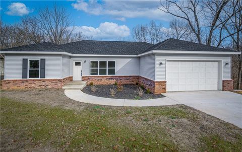 Photo of 25 Hartlepool Drive, Bella Vista, AR 72715 (MLS # 1331982)