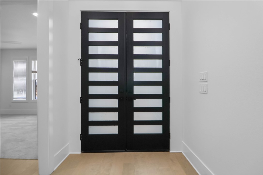 SOARING AT SCISSORTAIL SUB-ROGERS - Residential