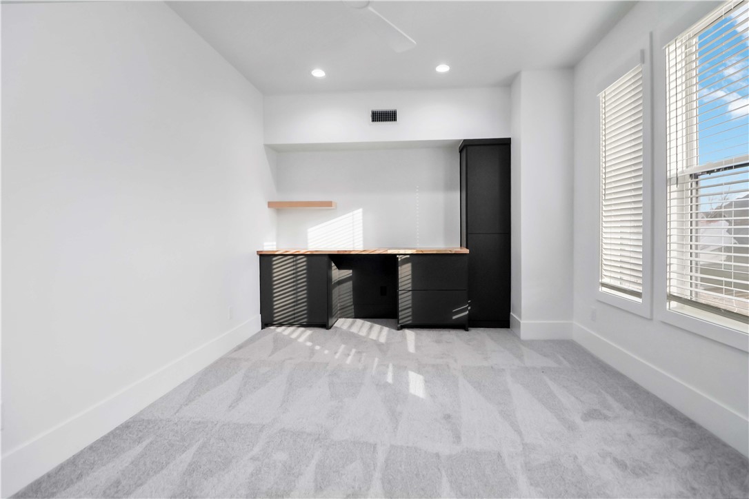 SOARING AT SCISSORTAIL SUB-ROGERS - Residential