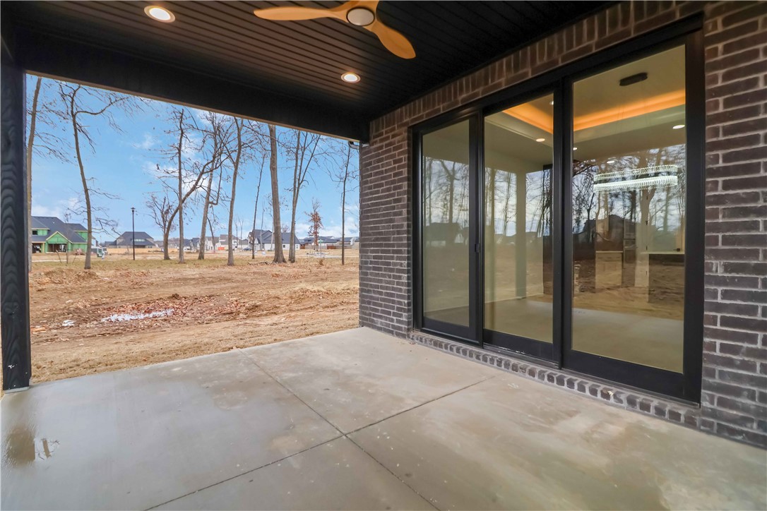 SOARING AT SCISSORTAIL SUB-ROGERS - Residential