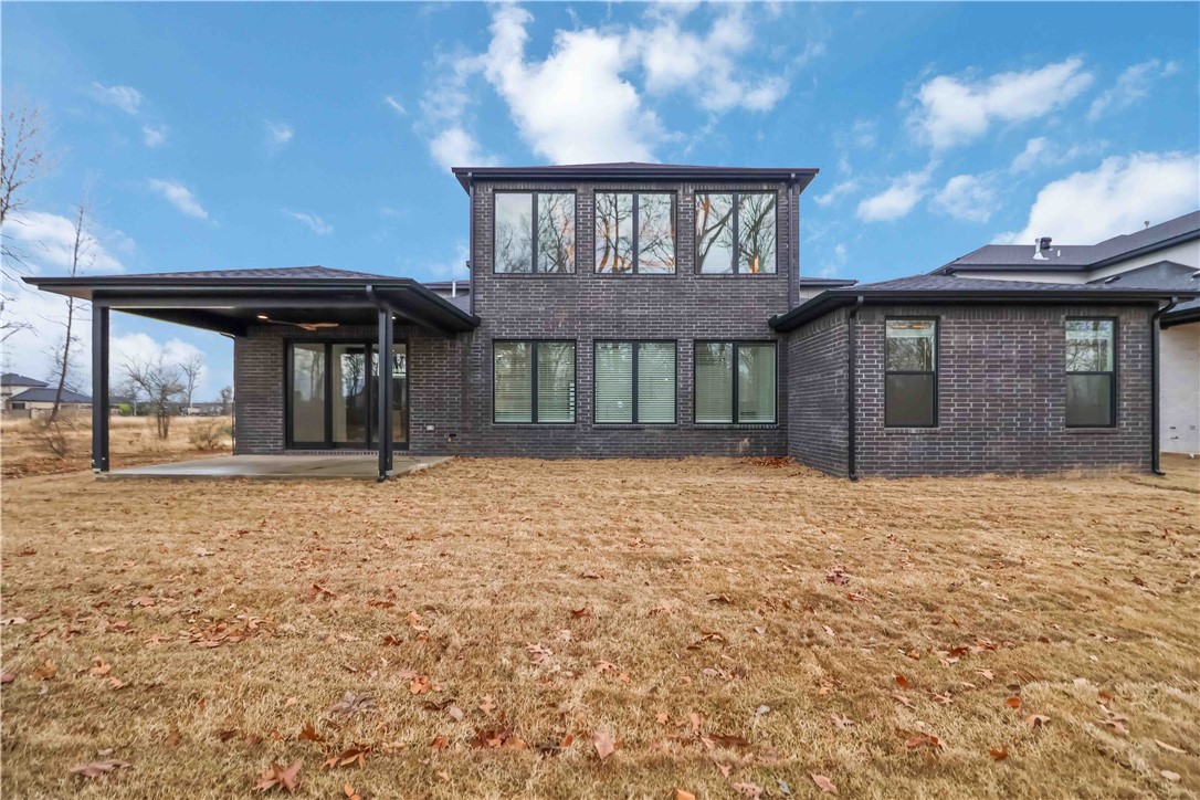 SOARING AT SCISSORTAIL SUB-ROGERS - Residential