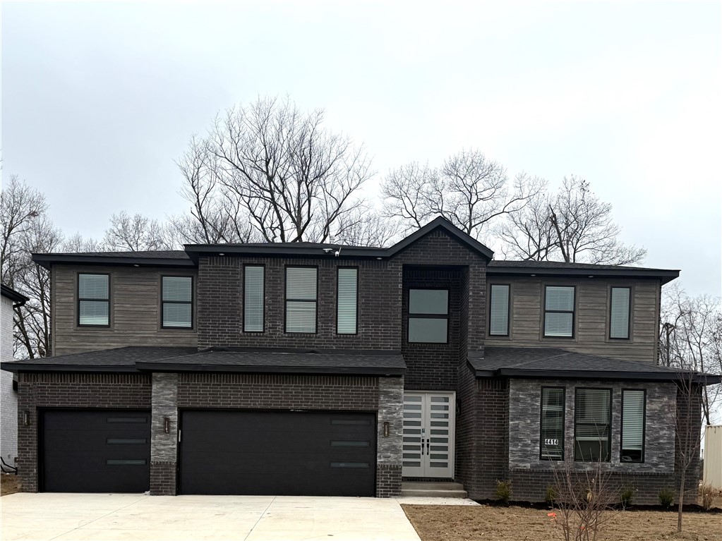 SOARING AT SCISSORTAIL SUB-ROGERS - Residential