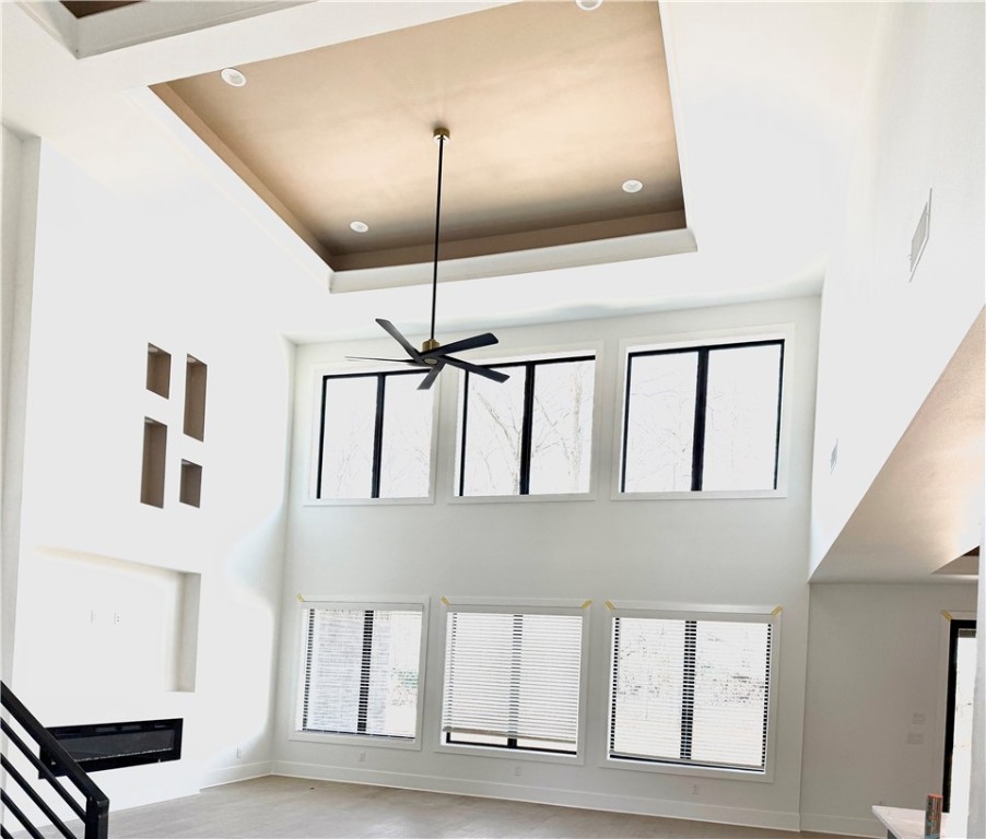 SOARING AT SCISSORTAIL SUB-ROGERS - Residential