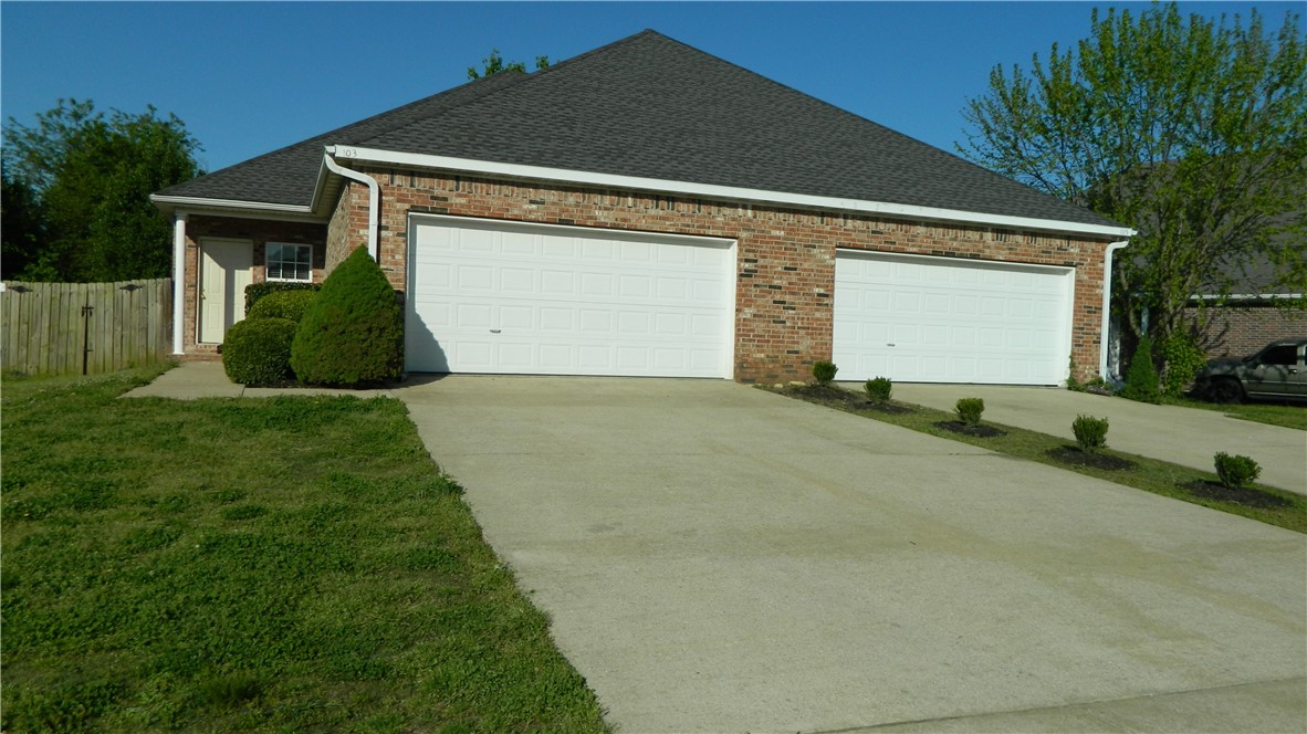 This spacious, well-kept duplex features two identical units, each offering 1,523 square feet with 3 bedrooms, 2 bathrooms, and a 2-car garage. Both units are fully occupied by reliable, long-term tenants, providing immediate and stable rental income.
Enjoy added privacy with a fully fenced backyard and a natural buffer behind the property. Recent upgrades include luxury vinyl plank flooring and sleek stainless steel appliances. Each unit also includes a washer and dryer, all of which are owned and included in the sale.
An excellent opportunity for investors or owner-occupants looking for a move-in ready, income-generating property!