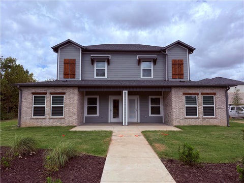Photo of 401 S 29th, Rogers, AR 72758 (MLS # 1358776)