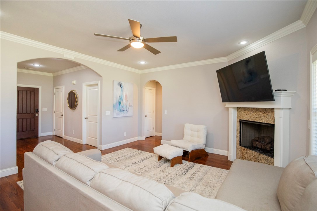 Brentwood Rogers - Residential