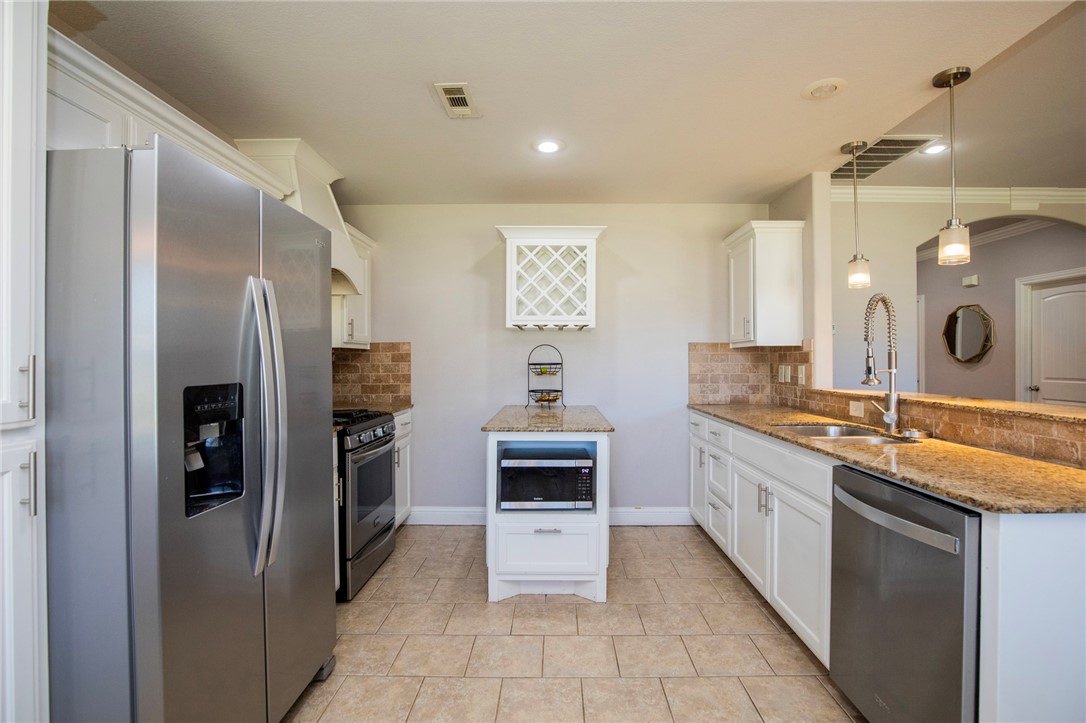 Brentwood Rogers - Residential