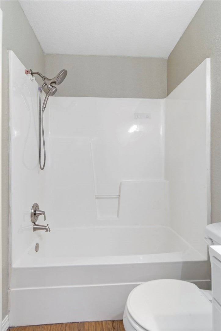 Cedarpoint Sub - Residential Lease