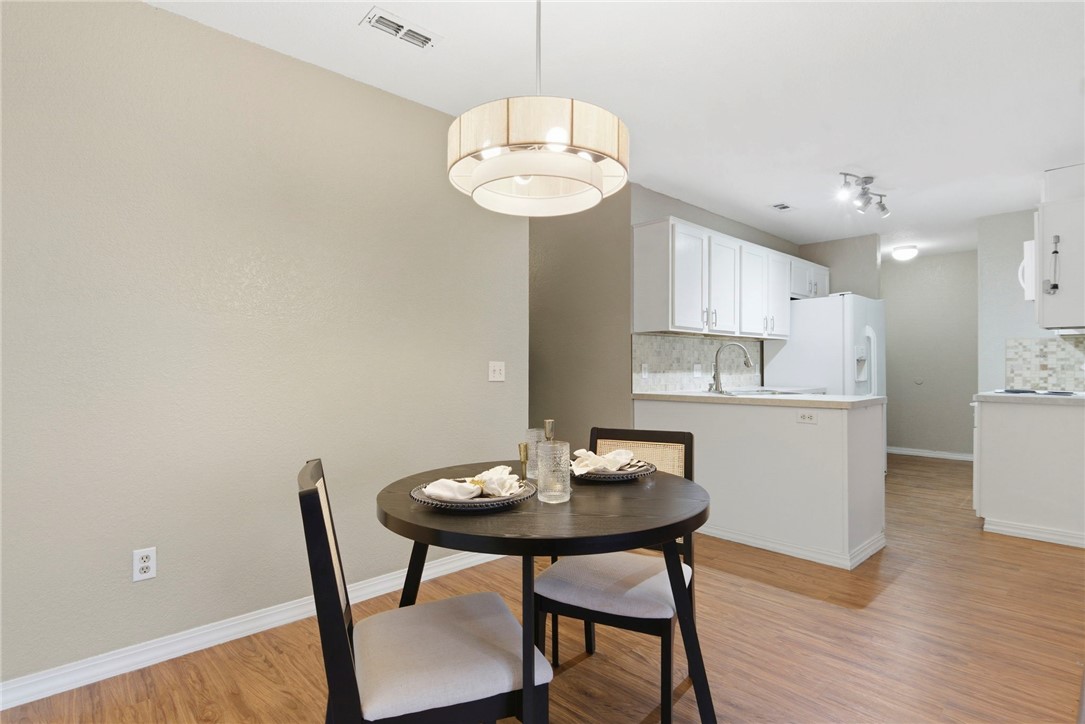 Cedarpoint Sub - Residential Lease