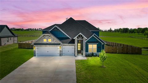 Photo of 207 Jenna Lane, Gravette, AR 72736 (MLS # 1343922)