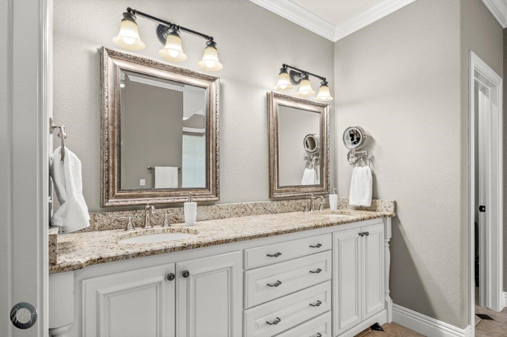 Estates Of Lakeway - Residential