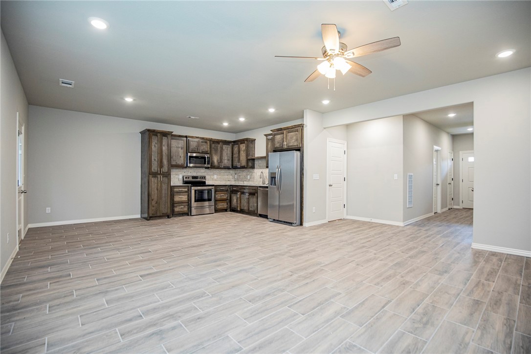 Rose Meade Sub Siloam Spgs - Residential Income