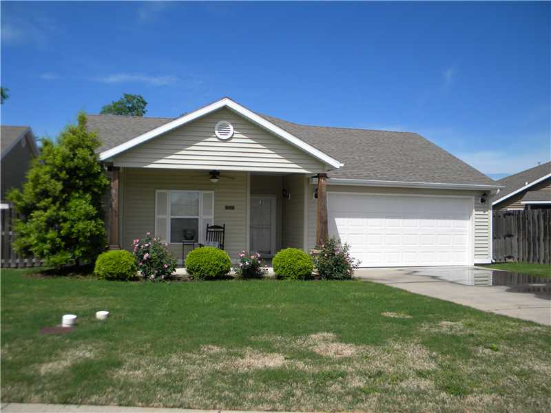 Doll house w/ many upgrades. Larger lot, private back yard, enlarged covered back porch. One level, 5 Solatubes for additional light, 2 water heaters, zoned sprinkler system, storm doors on front/back doors. Granite counters, breakfast bar + dining area.,Living/dining/kitchen are open to one another. Corner fireplace, 2 car garage.