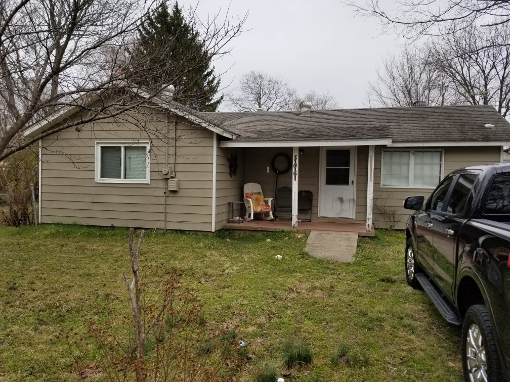 Don't miss this charming cottage in Downtown Springdale. Located just minutes of several amazing parks/playgrounds, restaurants, shopping, and so much more! Enjoy the beauty of Northwest Arkansas in your own sun-filled backyard that backs up to the Jones Center. Refrigerator and shed convey with purchase. Home is sold as is, no repairs - bathroom is 3/4 size, only has shower but tub combo could be easily added in. Welcome to your new home!