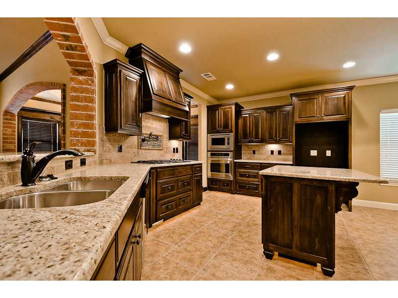 NEW CONSTRUCTION IN DESIRABLE NORTHWEST ARKANSAS NEIGHBORHOOD! 4 BR , 3 CAR GARAGE, GRANITE IN KITCHEN AND BATHS, REAL WOOD FLOORS, CEN VAC READY, COV PATIO WITH FIREPLACE. COMMUNITY POOL. 2 MILES TO SHOPPING AND RESTAURANTS.,Pictures are not of actual home, but of similar plan and finish.