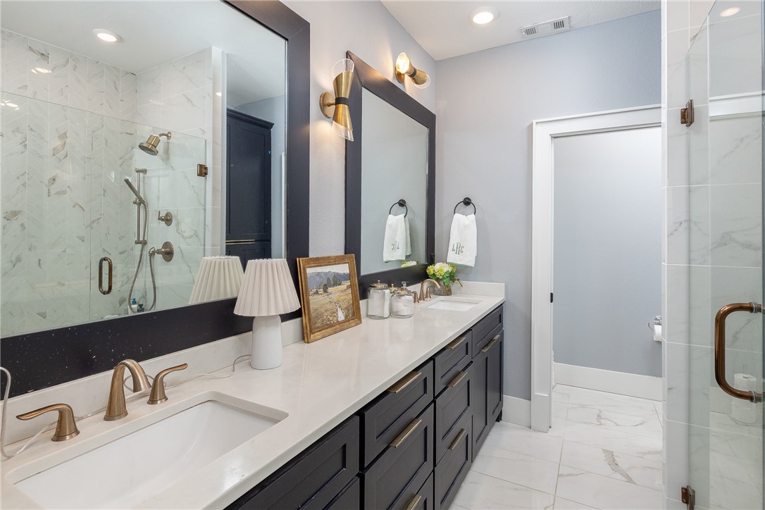 Oak Grove-Drakes Replat - Residential