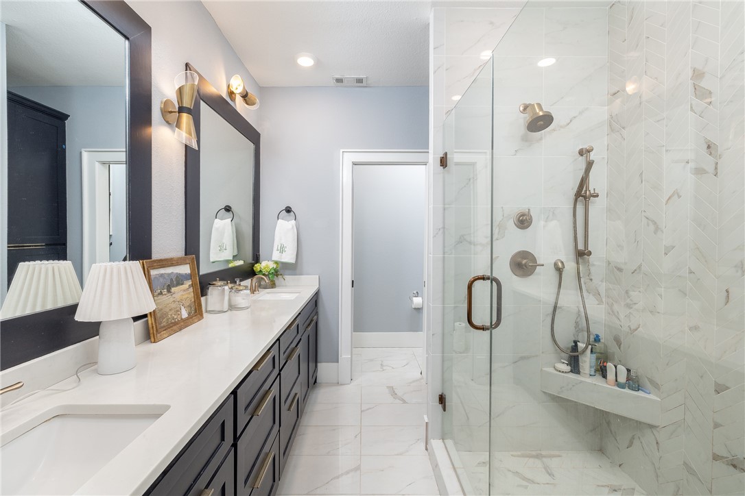 Oak Grove-Drakes Replat - Residential