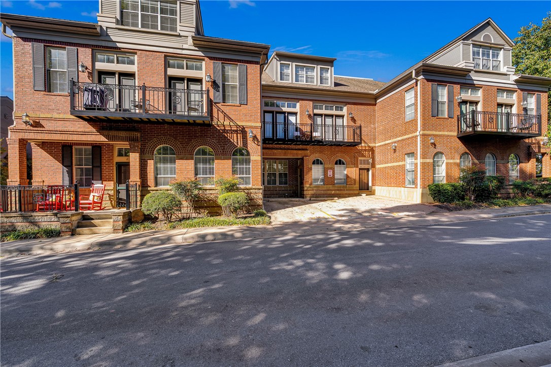 Live in the Heart of Fayetteville!
You could be moved in just in time for the next Razorback game! This incredible condo is located just one block off Dickson Streetāon the quiet side of the buildingāoffering the perfect blend of excitement and privacy.
This 1-bedroom, 1-bath unit features vaulted ceilings in the living room, a spacious loft area with extra storage, and one dedicated parking space. The kitchen provides abundant storage and counter space, complete with a convenient breakfast bar. Refrigerator, washer, and dryer all convey.
Enjoy a private balconyāaccessible from both the living room and bedroomāthrough newly installed doors. The loftās large closet and storage area offer the potential to convert this home into a 2-bedroom, 2-bath unit, adding even more value.
Entertain friends and experience everything Fayetteville and the Dickson Street Entertainment District have to offerāall just steps from your door!