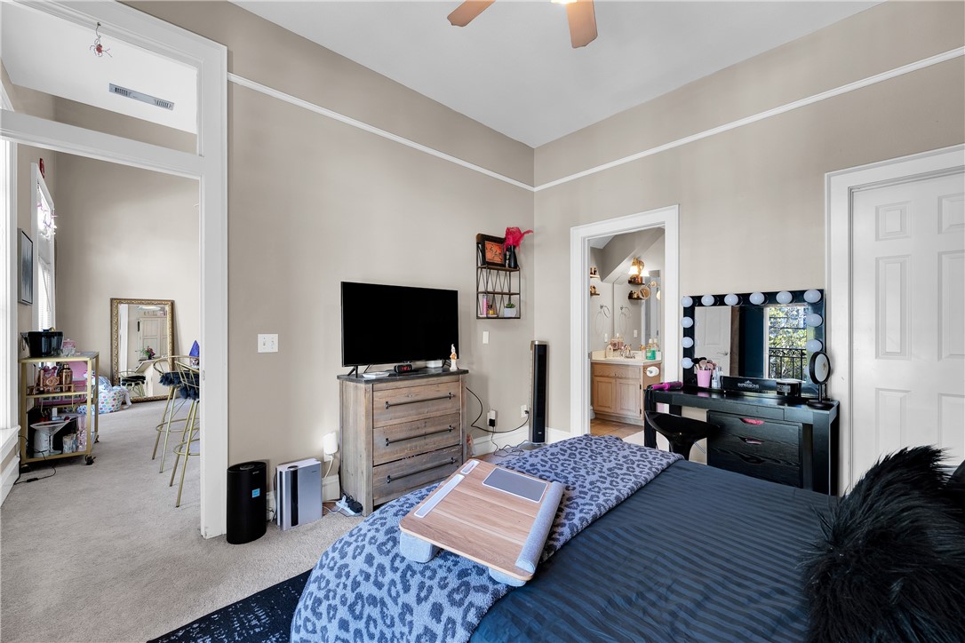 Campbell Ave Condos Hpr - Residential