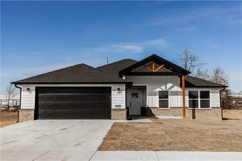 1413 Emelyn Lane, Siloam Springs, AR 72761 - MLS#: 1300123