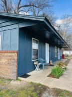 Great opportunity for your next rental! Use one and rent the other or use both for rental income.Located in the middle of town. Close to Walmart , hospital and school.Long term tenants !!!