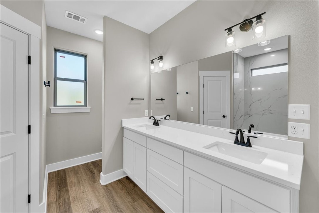 Elkins Outlots - Residential