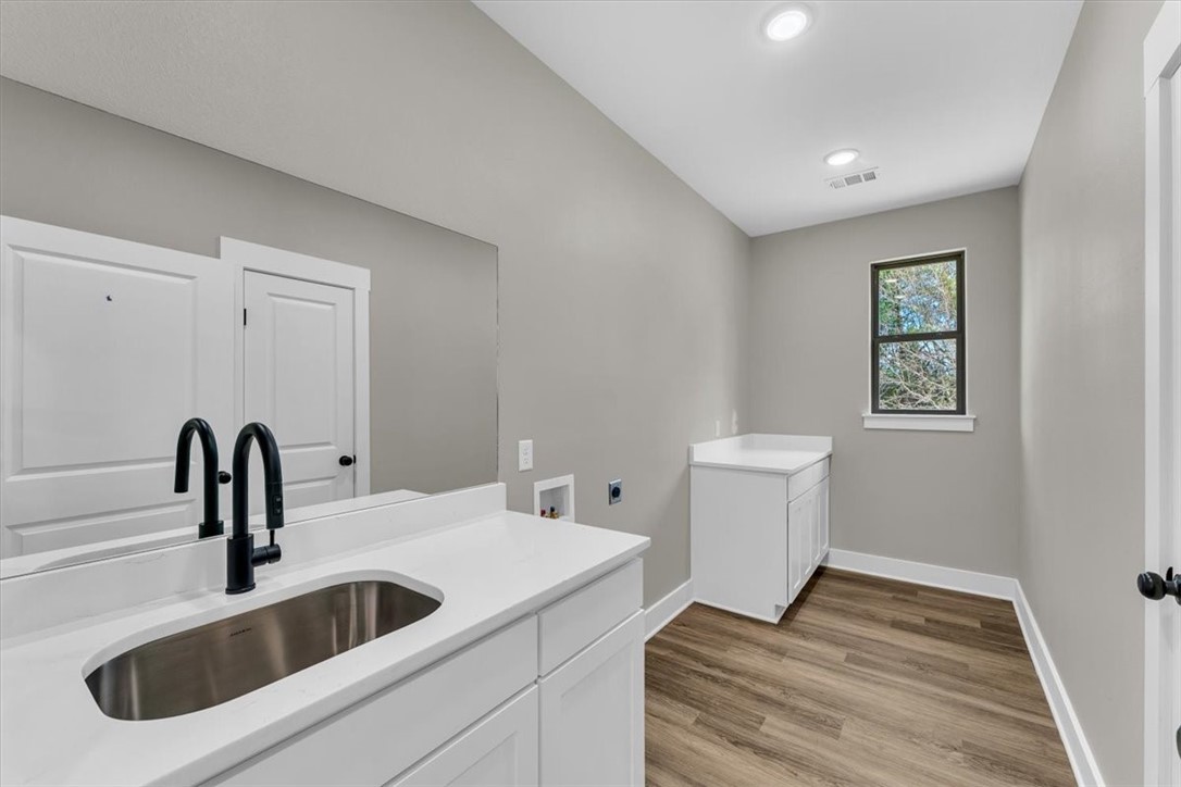 Elkins Outlots - Residential