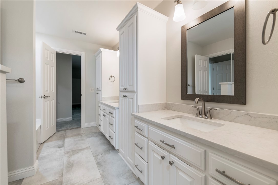 HANOVER SUB PH III-BENTONVILLE - Residential