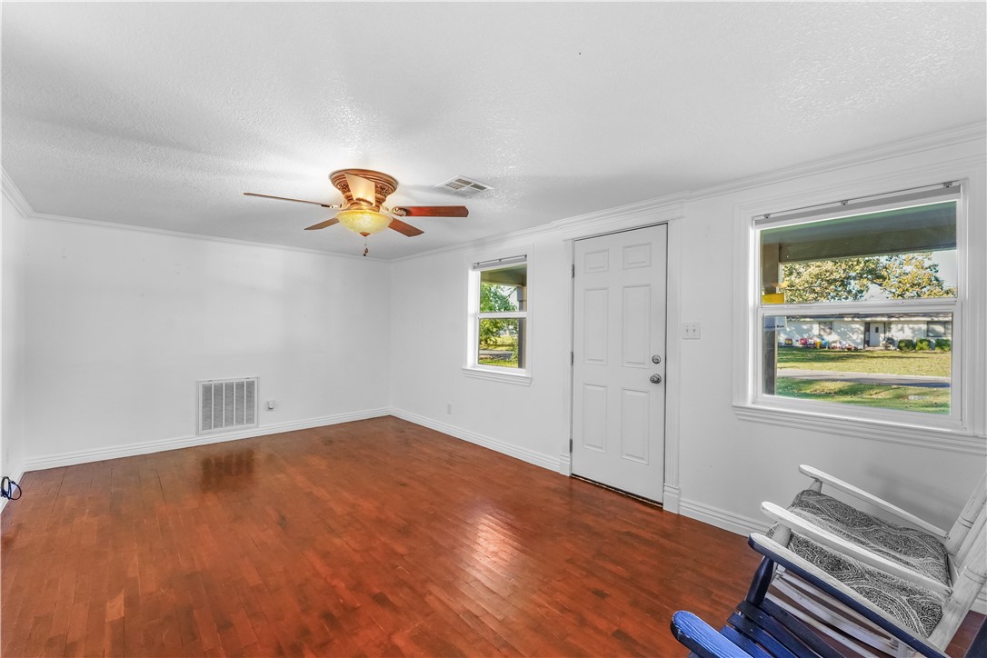 Doss Storey Sub Gentry - Residential