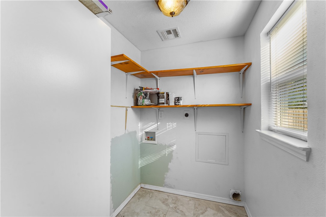 Doss Storey Sub Gentry - Residential