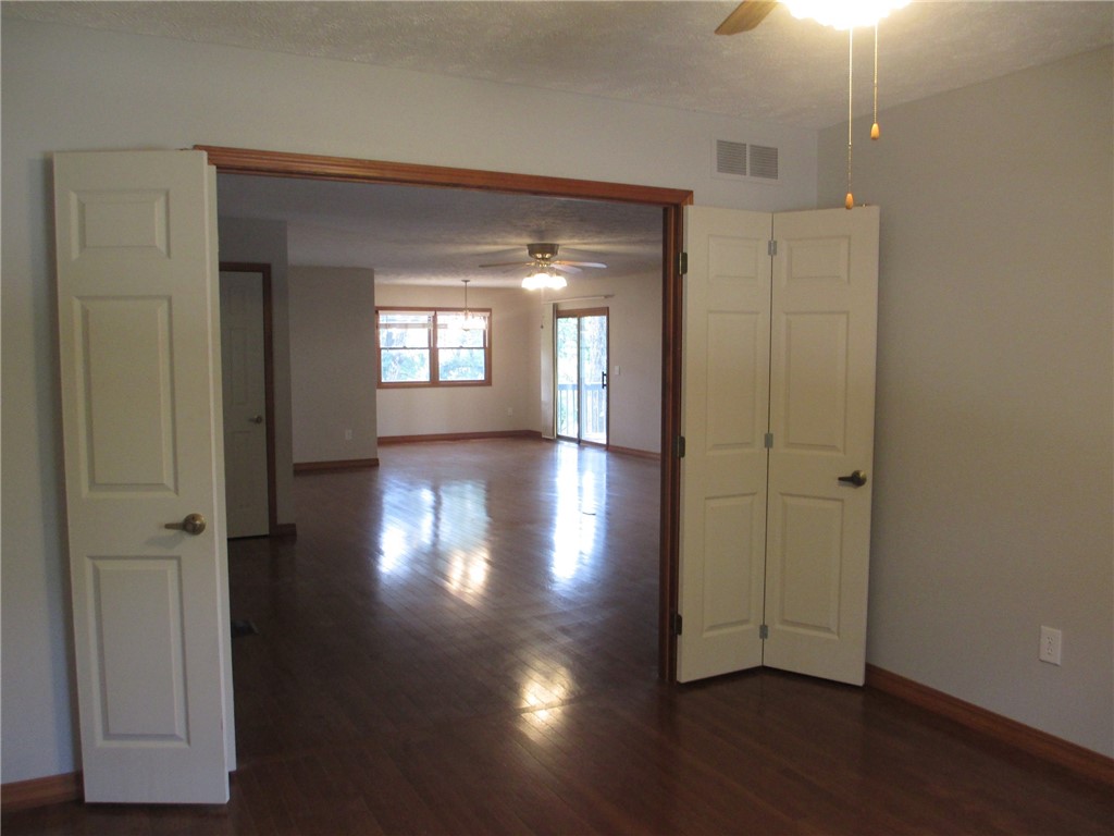 Unit 8 Holiday Island - Residential